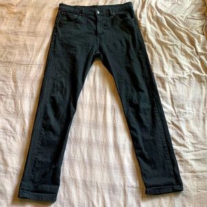 Levis black jeans